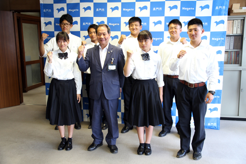 全国大会出場する4競技の激励会が、長門市役所において行われました
