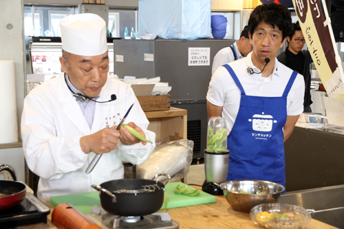 広島で日本料理を営む北岡三千男氏によるライブクッキング