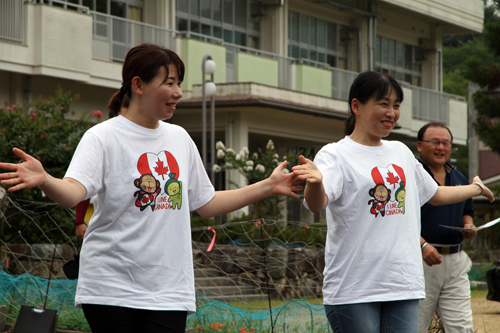 カナダ応援オリジナルＴシャツの購入は俵山公民館まで