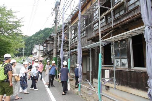 カフェやバーが入居する予定の物件