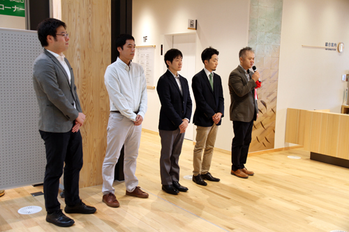 坂倉善右衛門さんは「作品を見て長門市の自然を感じ、見た人の記憶に残るものとなっていってほしい」と語る