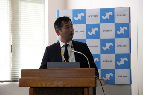 1部では各事業所の5分程度のプレゼンテーションが実施された
