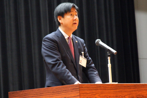 江原市長が「地域住民に寄り添い、見守りや気づきなどを行政や社会福祉協議会とのつなぎ役に」とあいさつ