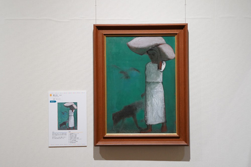修復の過程がわかるように展示されている