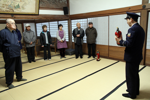山口県指定有形文化財に指定されている大寧寺で消防訓練が行われた
