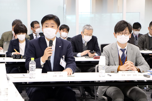 「これからがスタート。これまでの成果を生かして取り組みたい」と江原市長