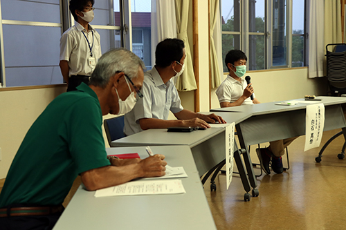 地域づくり団体関係者、自治会関係者ら10人が出席