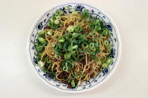 鹿ミンチを甜麺醤で味付けした焼きそば