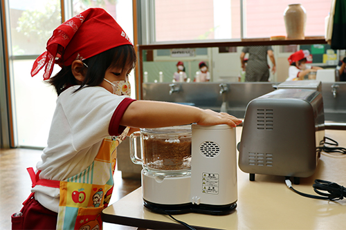 麦は６月初旬に収穫したもの