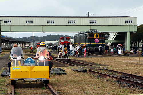 軌道自動自転車は2種類乗車可能