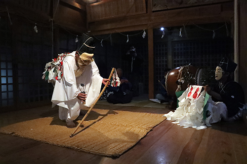 伝統の滝坂神楽舞が今年も開催