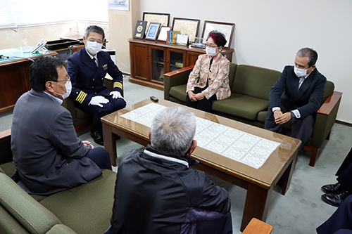１１月１５日（日曜日）には長門市駅コンで全国の灯台パネルの展示が行われる