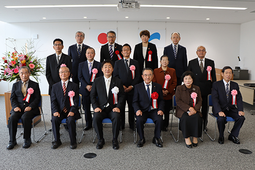 今年度は自治・社会福祉・社会活動・教育・保健衛生の５種で個人10人・1団体