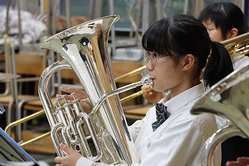 今年度は演奏会がすべて中止。今回のラジオで久しぶりの演奏披露の場。