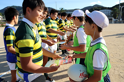 練習終了後に高校生のお兄さんからすてきなプレゼント