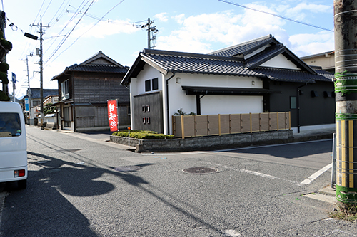 北浦道筋と北道筋とが交差する箇所（吉亀旅館前）