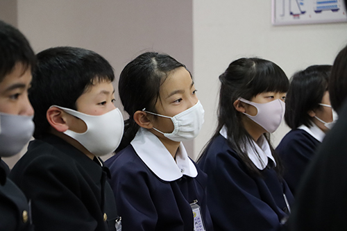 浅田小学校の子どもたちも音楽の授業の一環として演奏を聴いた