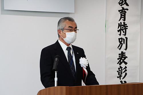 「皆さんのますますの成長を期待しています」と松浦教育長
