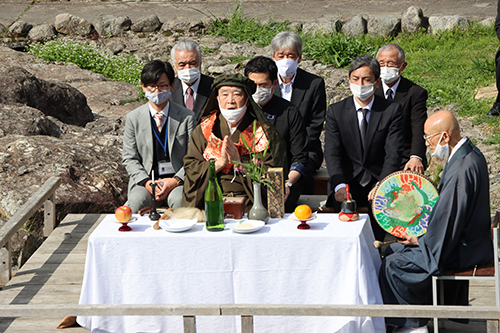 大寧寺の岩田住職により安全祈願祭が実施