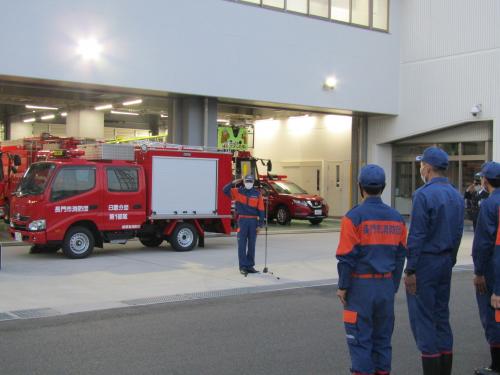 車両は６人乗りの３．５ｔ