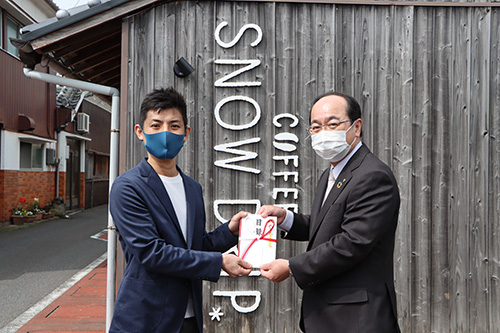 やまぐち中山間移住創業助成金の目録贈呈式が開催