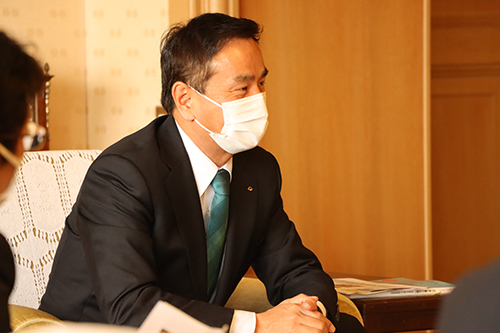 村岡県知事「河川などの資源を活かした取組が進み、すばらしいと思います」