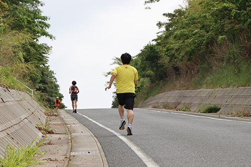 思わず笑ってしまうような「激坂」、4.8kmのコースで高低差はなんと333m