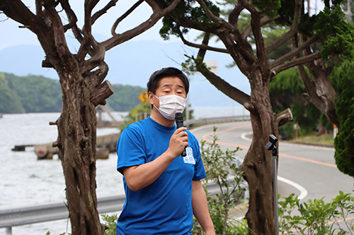 「海は長門市にとって誇りであり財産」とあいさつする江原市長