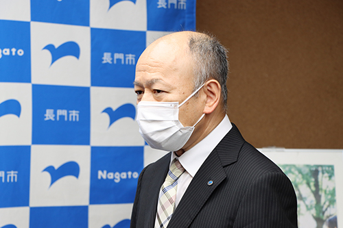 保護司会の日頃の活動に感謝を述べる大谷副市長