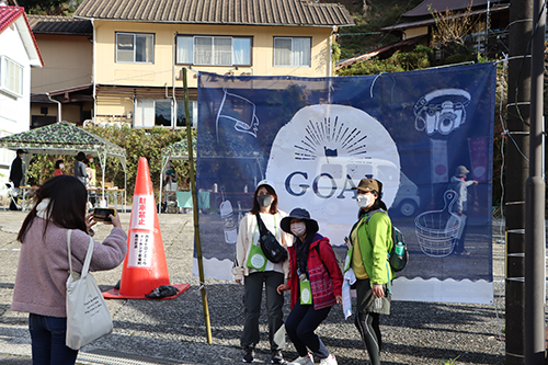 約９kmのコースを歩き切った参加者