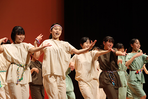 油谷こどもミュージカルの創立２０周年記念公演「天の子と妖怪たち」の制作発表が行われた。
