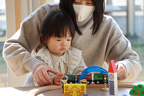 さっそく遊ぶ子どもたち