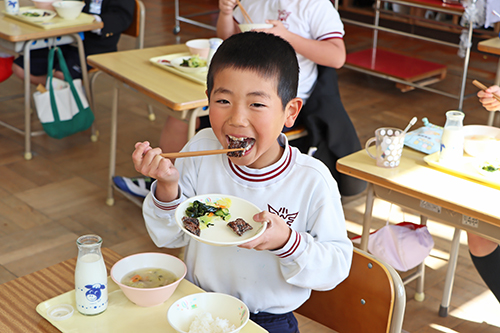家庭でくじら料理を食べたことのある児童は少なかった