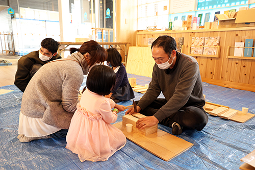 山口県建設業協会長門支部は木のティッシュボックスの作り方を伝えた