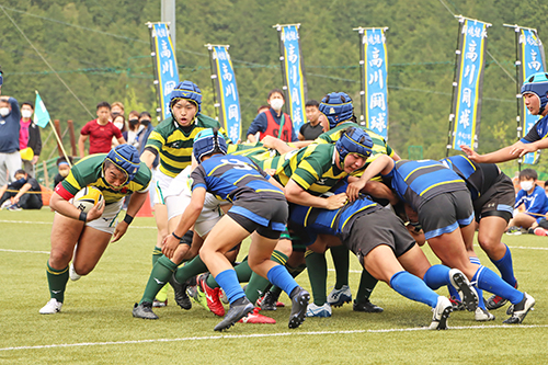 前半13分、モールで押し込み同点のトライ