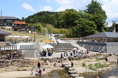 初夏の温泉街を楽しめるイベント「おとずれリバーフェスタ2022」が開催