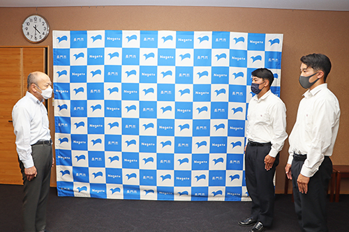 大谷副市長が「山口県代表として頑張ってきてください」と激励
