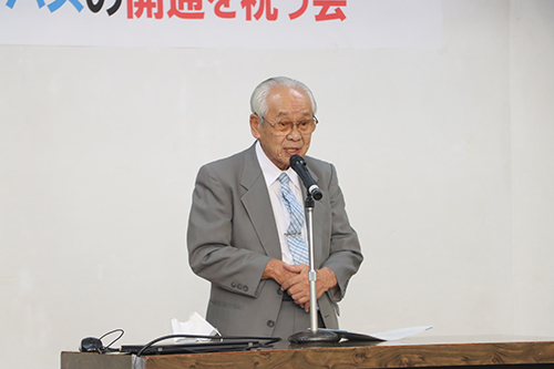 主催の俵山地区発展促進協議会の藤野会長があいさつ