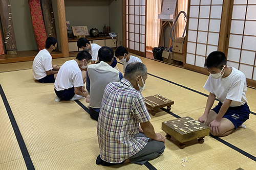 学びながら交流も深められた。