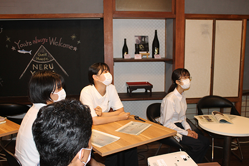 地域の人が人と積極的に関わり、地域をよくしていこうという意欲が強いことに感動したと学生は話した。