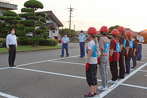 江原市長が「優勝の栄冠を目指して頑張ってください」と激励