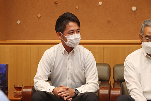 地域おこし協力隊（棚田活性化事業担当）の伊藤将宏さんも地域での活動状況を報告