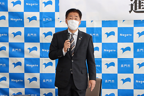 「雇用拡大、地域経済の活性化に期待しています」と江原市長