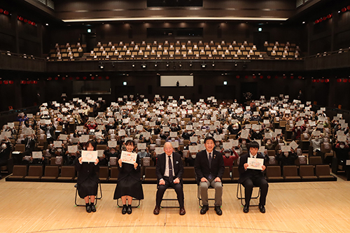 ルネッサながとで、SDGs市民フォーラムinながと「北野大（まさる）講演会」が開催され、約300人が来場。