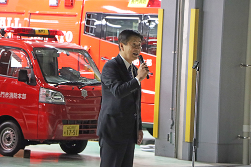 江原市長は「市民の安全と安心を守ってください」と激励