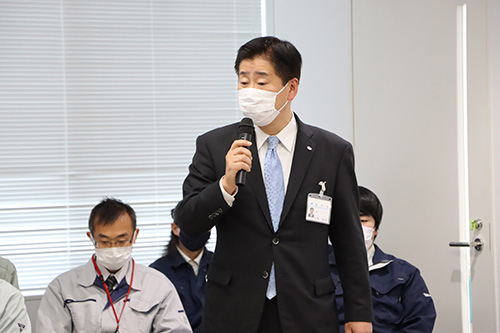 「スマート農業を活用して長門市の農業を持続可能なものにしていきたい」とあいさつする江原市長