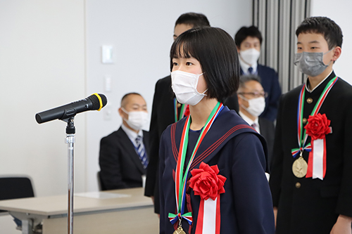 受賞者を代表して和久利さんがお礼の言葉