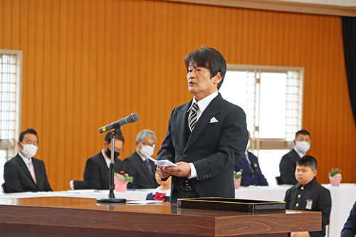 前田校長から式辞の言葉が送られた