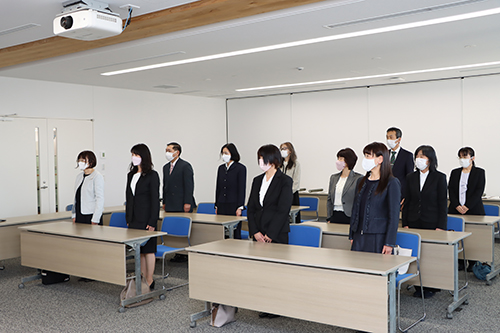 3月28日に表彰された学校関係者11人