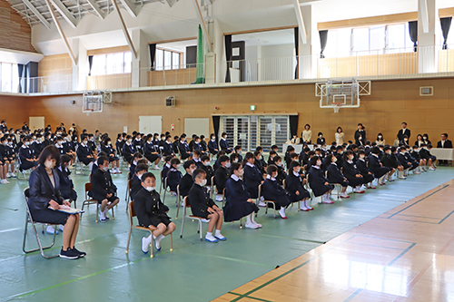 男子31人、女子35人の計66人が入学